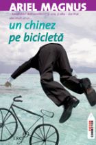 Un chinez pe bicicleta